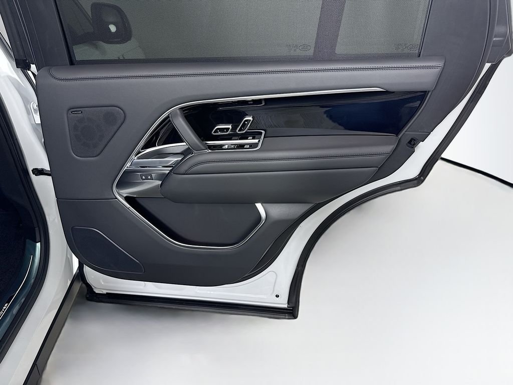 New 2026 Fuji White Land Rover SE image 26