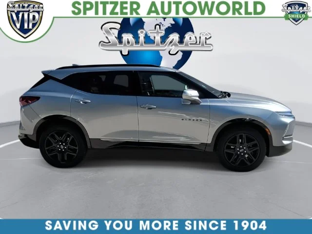 Used 2024 Gray Chevrolet RS image 17