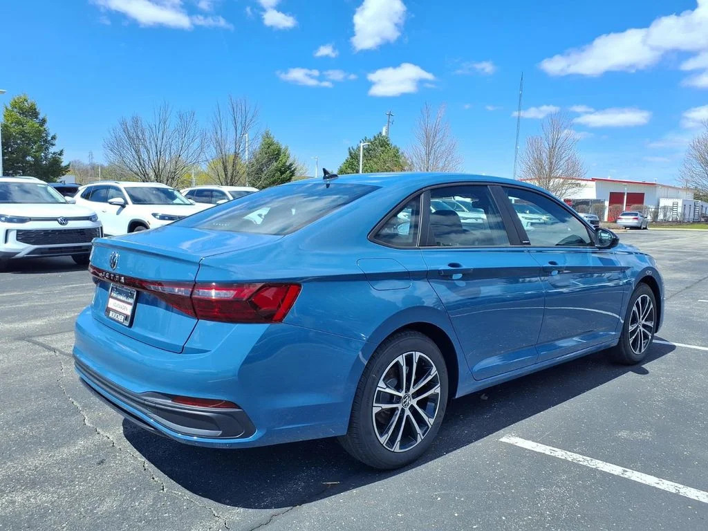 New 2026 Monterey Blue Pearl Volkswagen 1.5T Sport image 2
