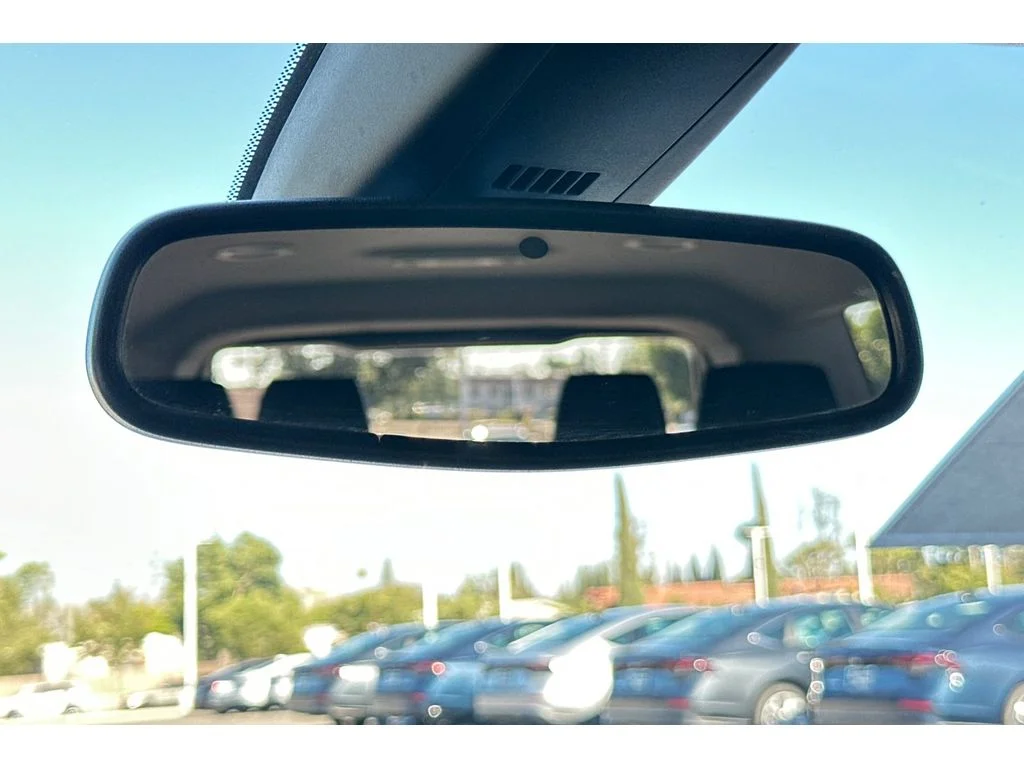 Used 2017 Summit White GMC SLT image 26