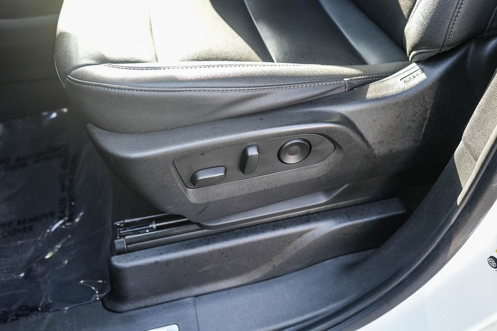 Used 2023 Summit White Chevrolet LT image 20