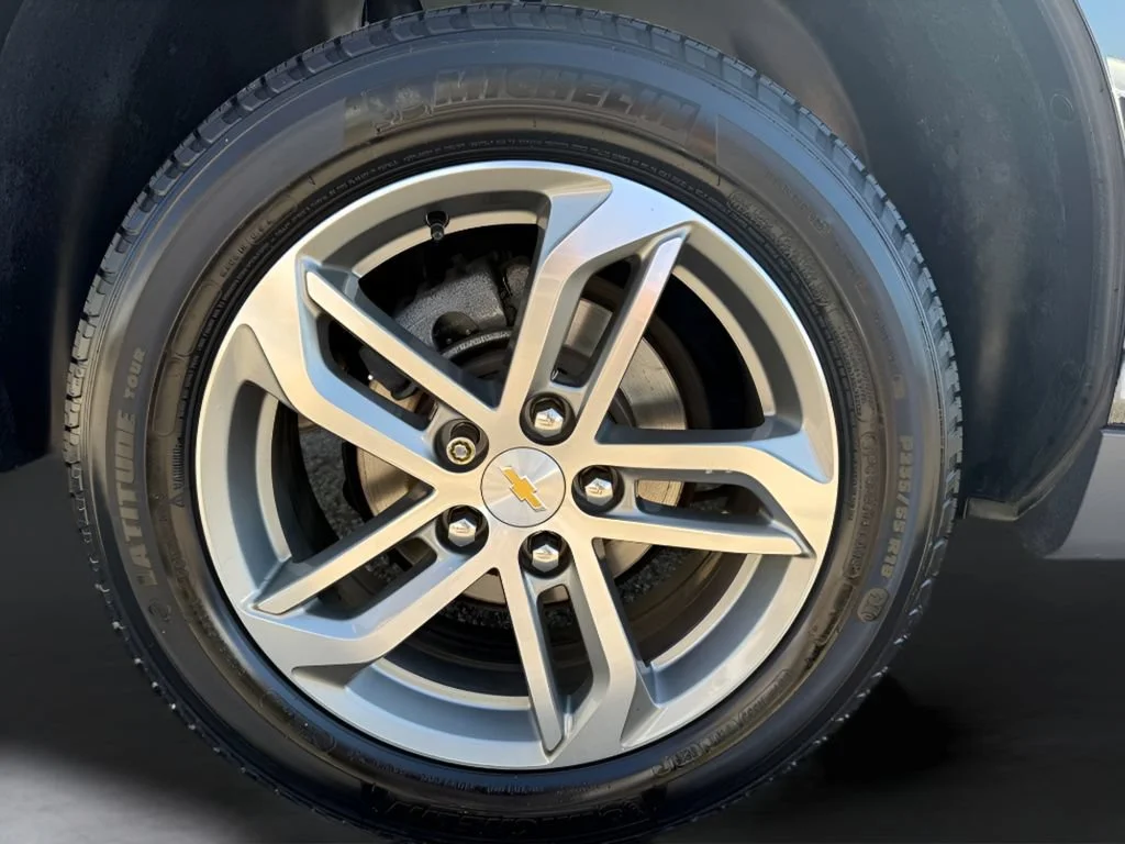 Used 2016 MOSAIC BLACK METALLIC Chevrolet LTZ image 10