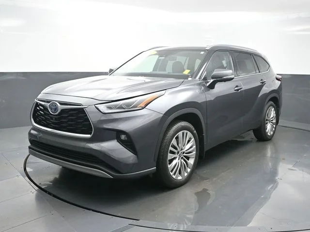 Used 2024 Gray Toyota Platinum image 3