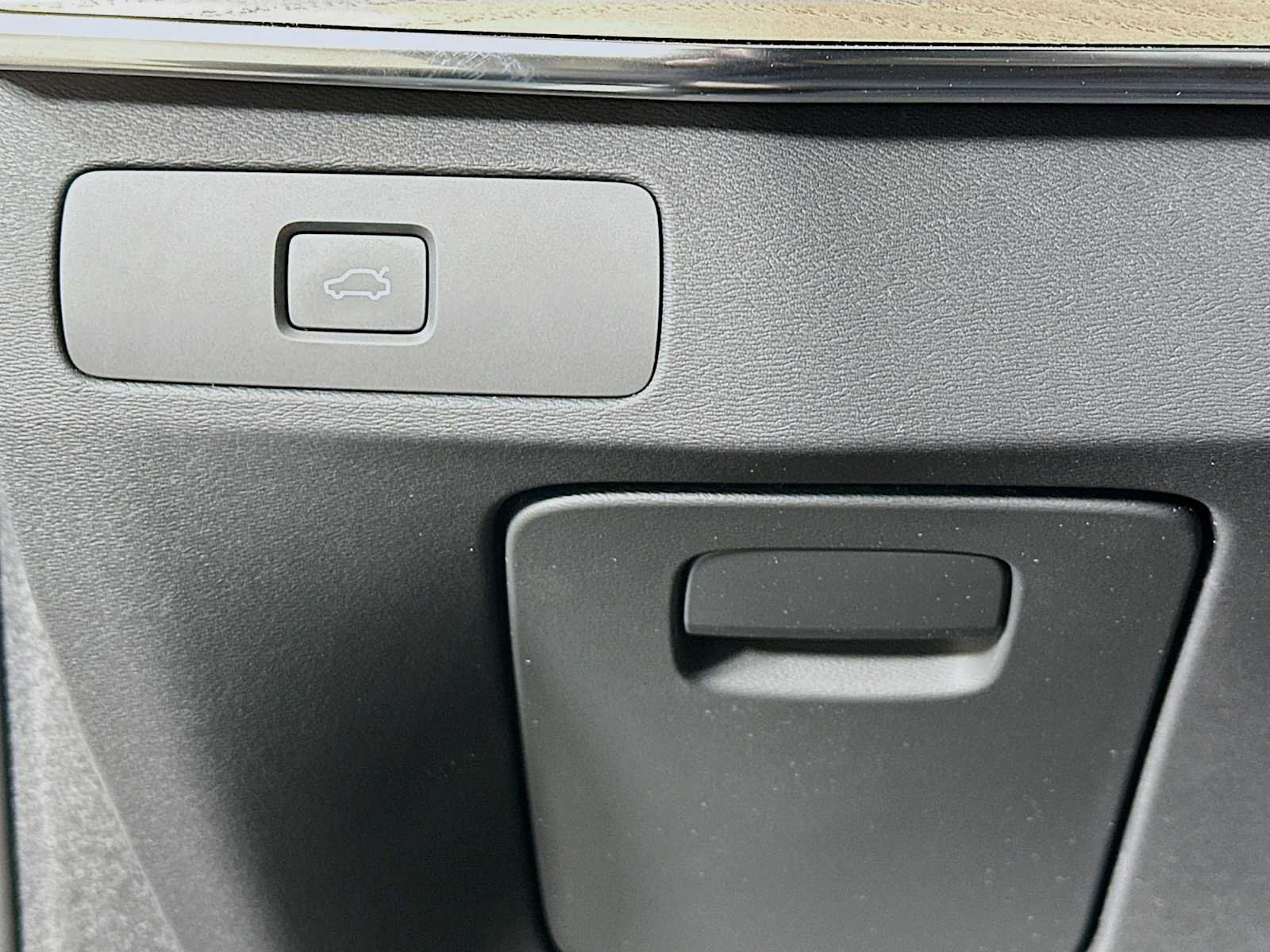 New 2026 Denim Blue Volvo Core image 10