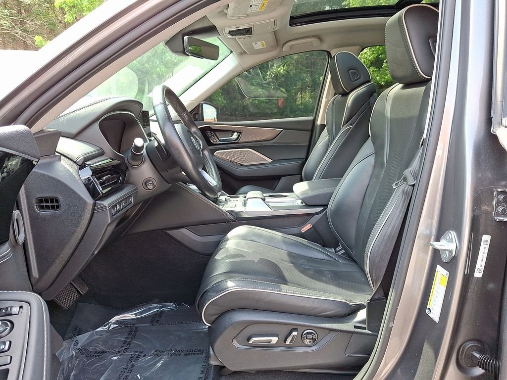 Used 2023 Majestic Black Pearl Acura Advance image 15