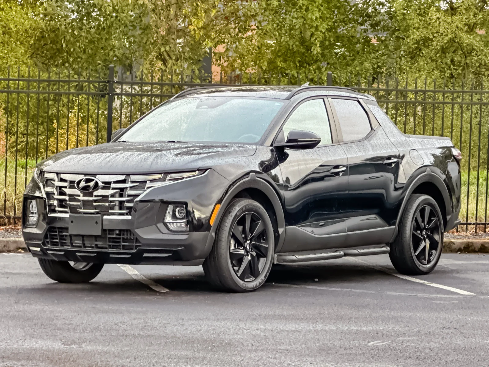 Used 2023 Black Hyundai NIGHT image 7