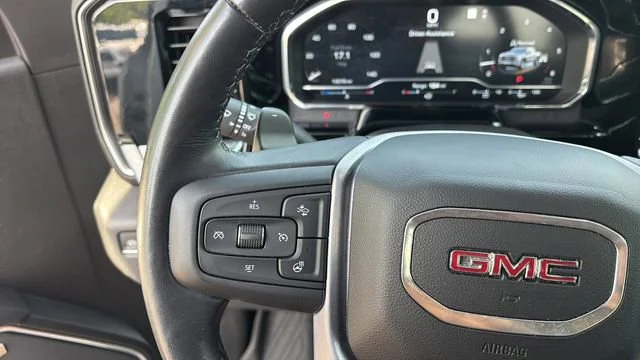 Used 2023 Summit White GMC SLT image 23