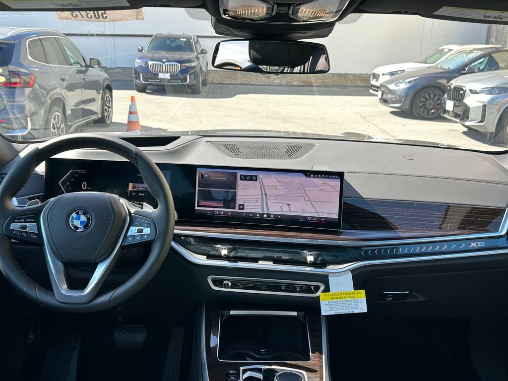 New 2026 Black Sapphire Metallic BMW xDrive40i image 34