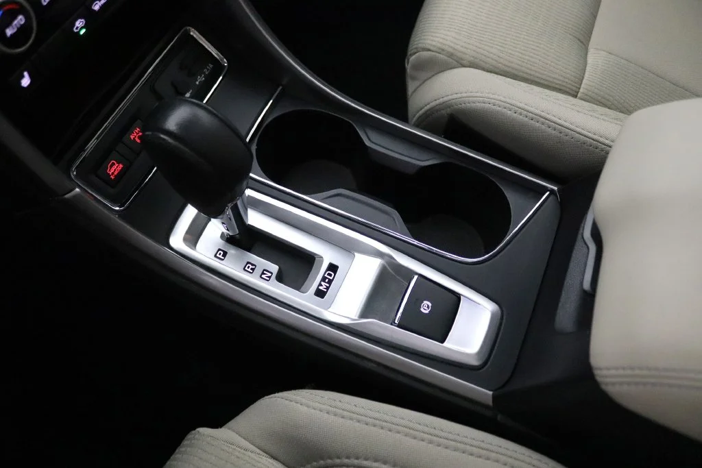 Used 2020 White Subaru Premium image 33