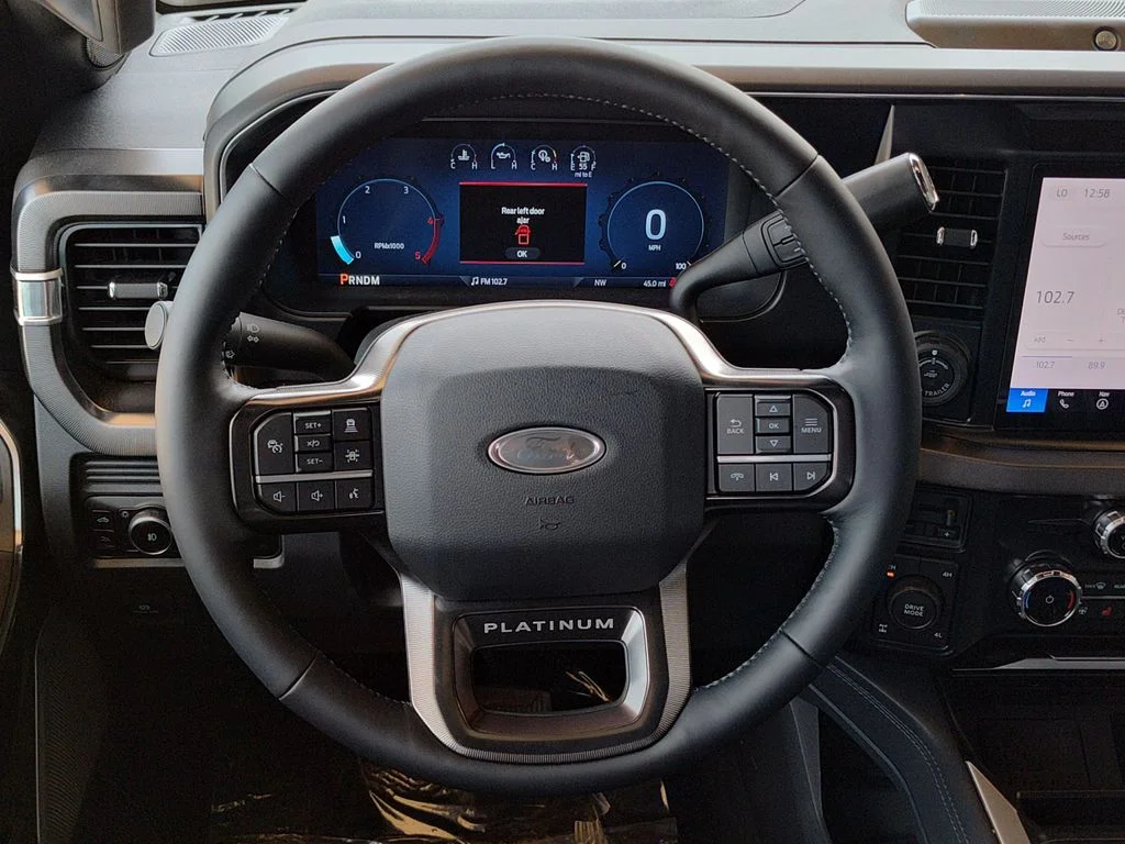 2026 Ford F-250 Super Duty Platinum - Photo 8