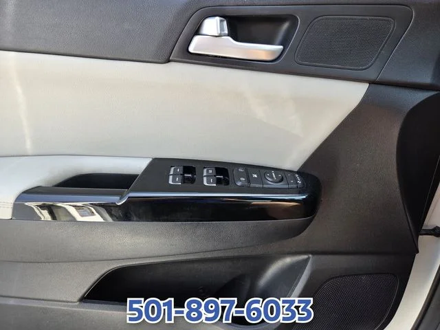 Used 2019 White Kia EX image 25