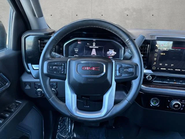 Used 2024 Onyx Black GMC SLT image 21