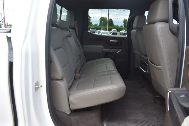 Used 2022 White Chevrolet LTZ image 21