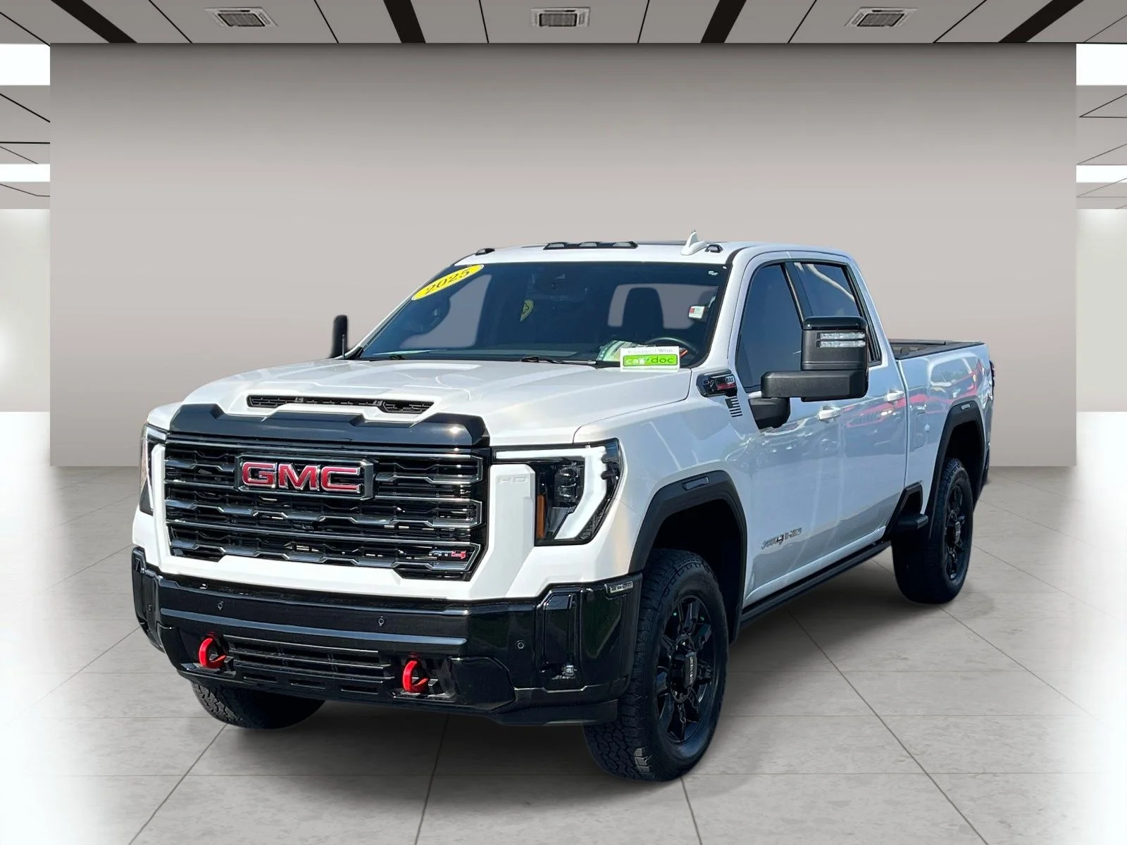 Used 2025 White GMC AT4 image 9