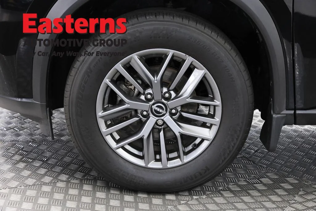 Used 2023 Black Nissan S image 28