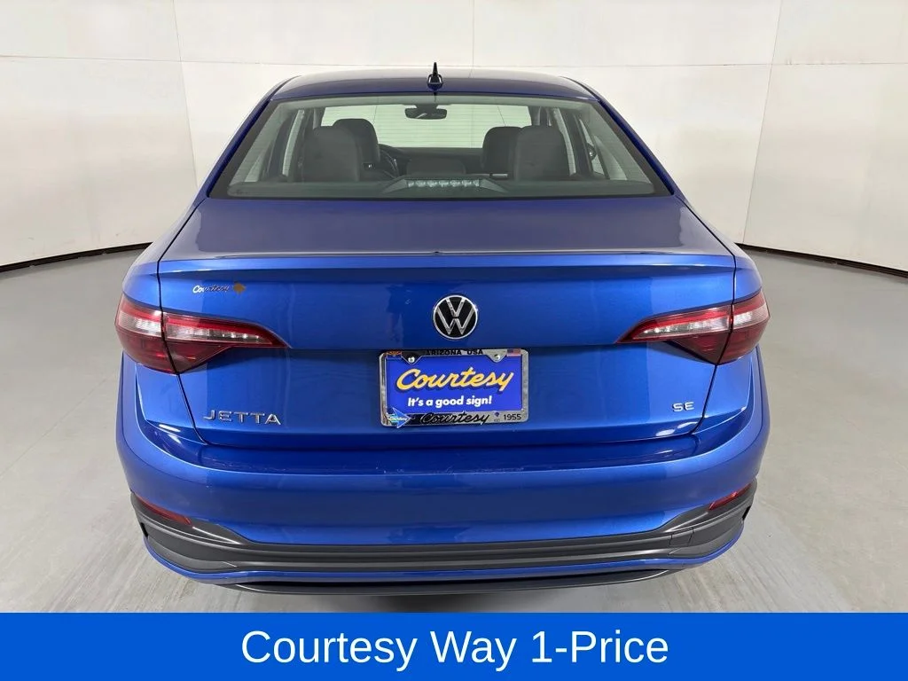 Used 2024 Blue Volkswagen 1.5T SE image 9