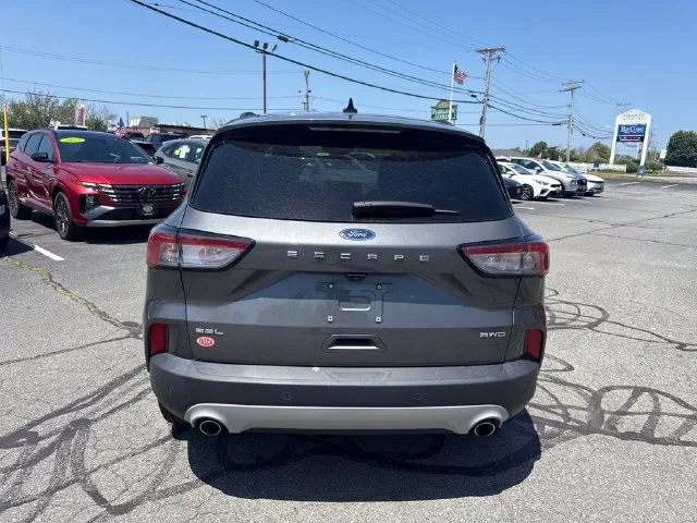 Used 2022 Gray Ford SEL image 6