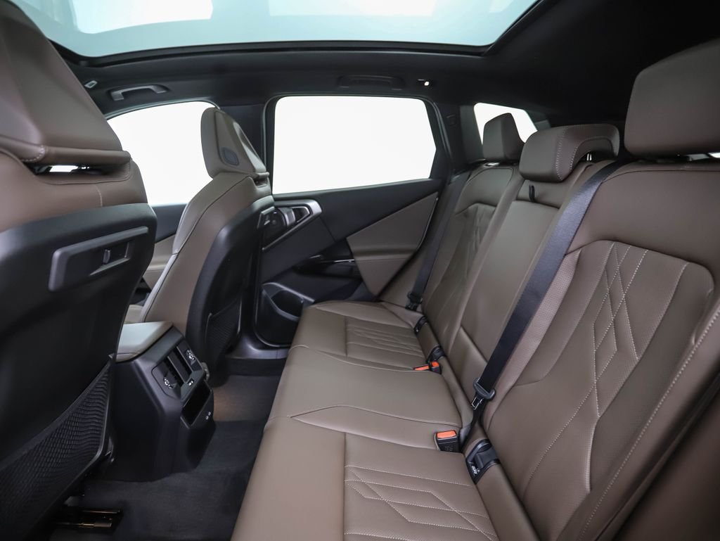 New 2026 Gray Metallic BMW 30 xDrive image 22