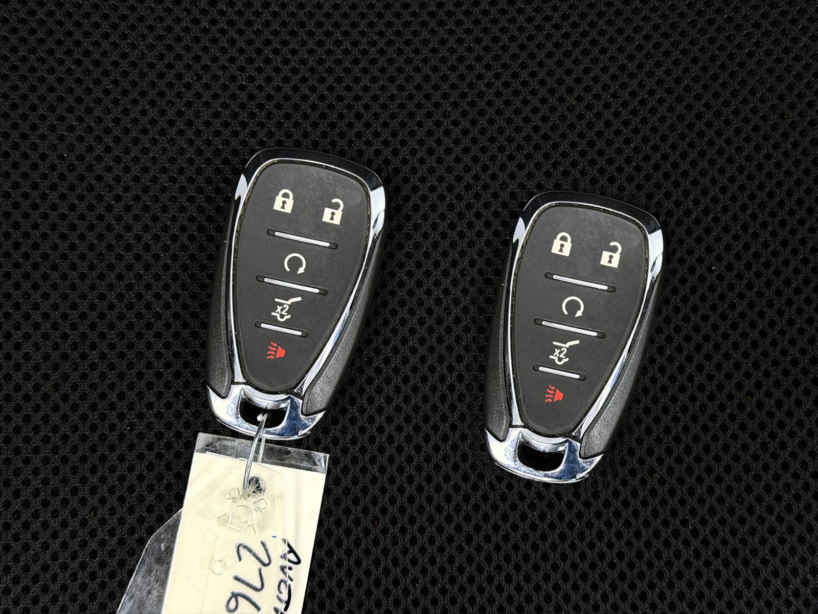 Used 2023 Iridescent Pearl Tricoat Chevrolet LT image 9