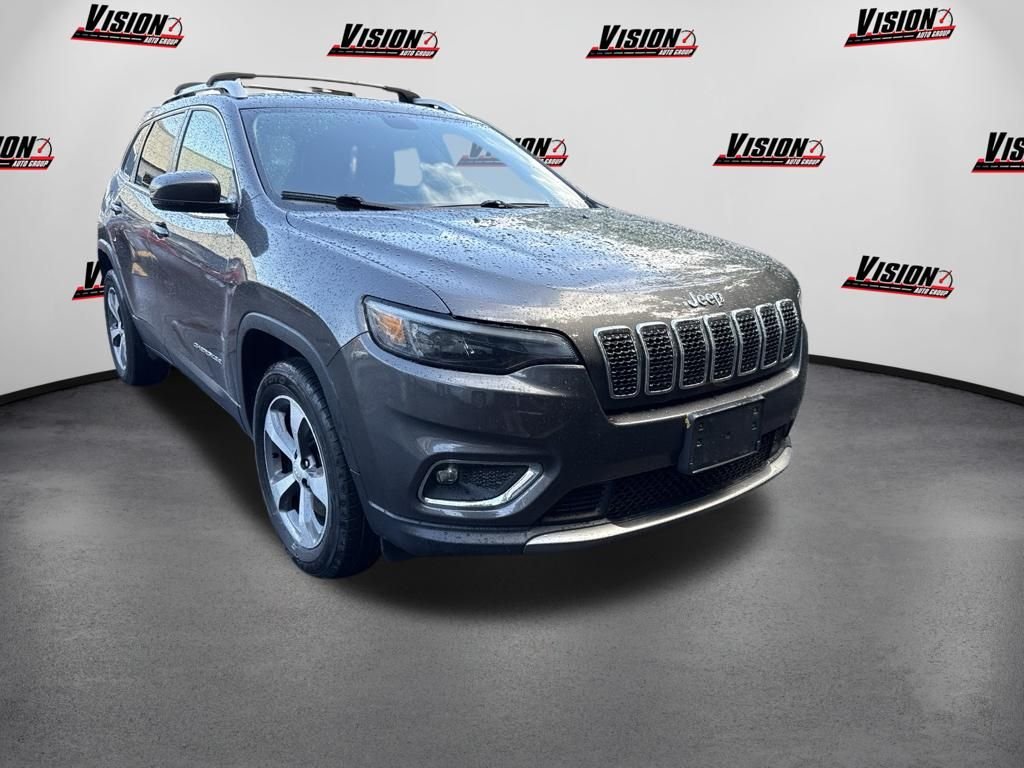 Used 2019 Gray Jeep Limited image 3