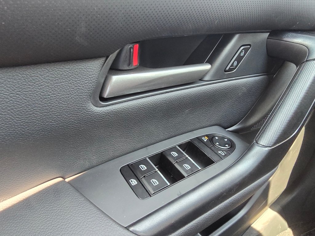New 2026 Jet Black Mica Mazda 2.5 S Meridian Edition image 17