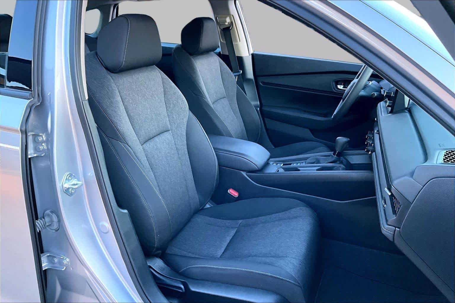 Used 2024 Solar Silver Metallic Honda EX image 9