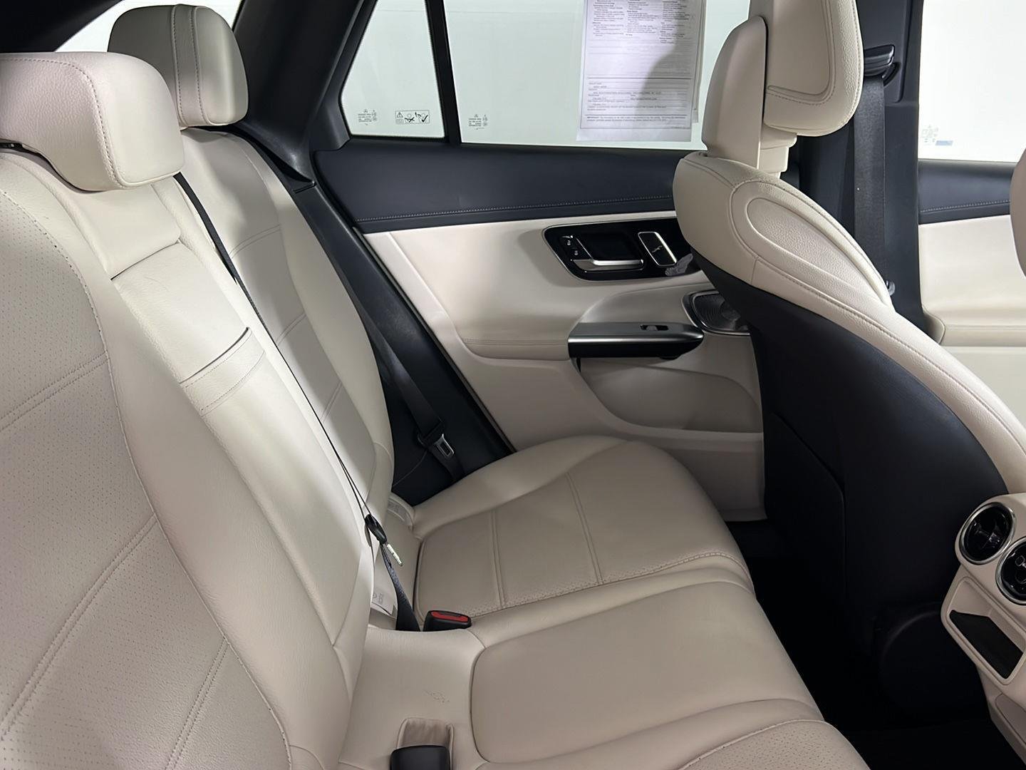 Certified Used 2023 Polar White Mercedes-Benz GLC 300 image 21