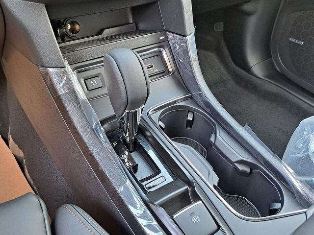 New 2026 CRYSTAL BLACK SILICA Subaru Limited Bronze Edition 7-Passenger image 11