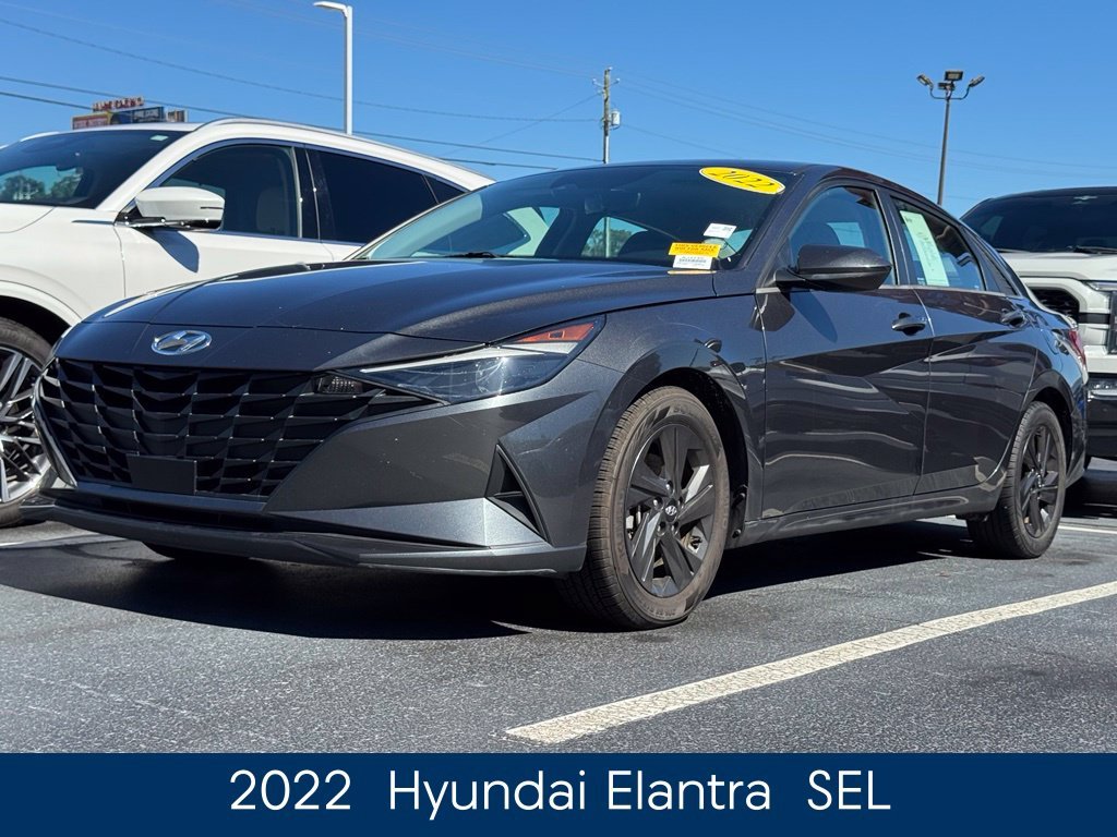 Used 2022 Gray Hyundai SEL image 2