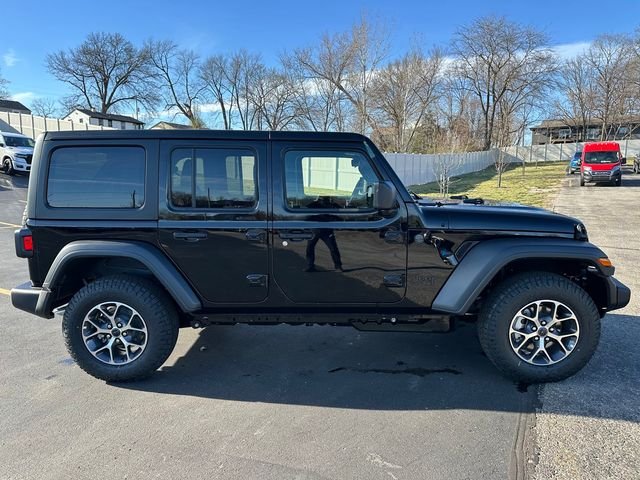 New 2026 Black Clear-Coat Exterior Paint Jeep Sport S image 5