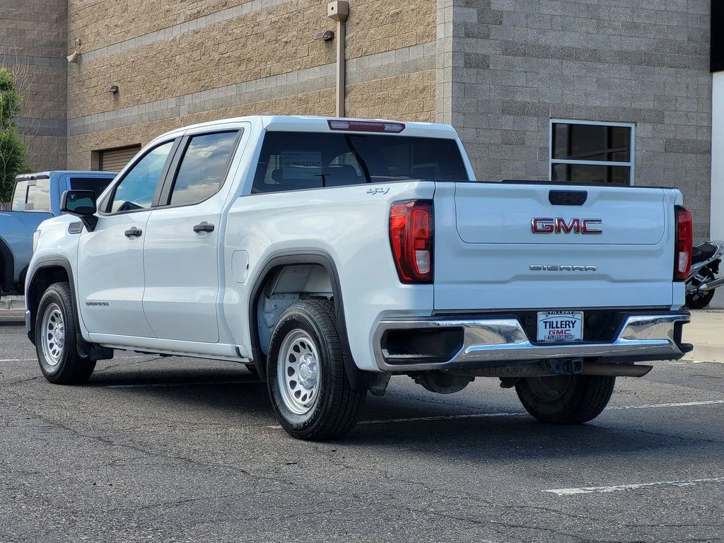 Used 2022 Summit White GMC Pro image 5