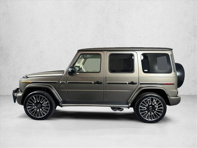 New 2027 MANUFAKTUR Monza Grey Magno Mercedes-Benz AMG® G 63 image 38