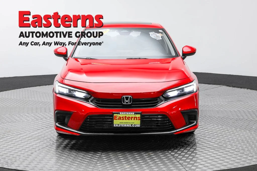 Used 2022 Red Honda EX image 2