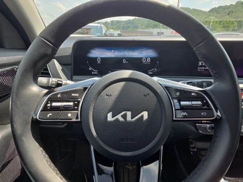Used 2025 Blue Kia EX image 11