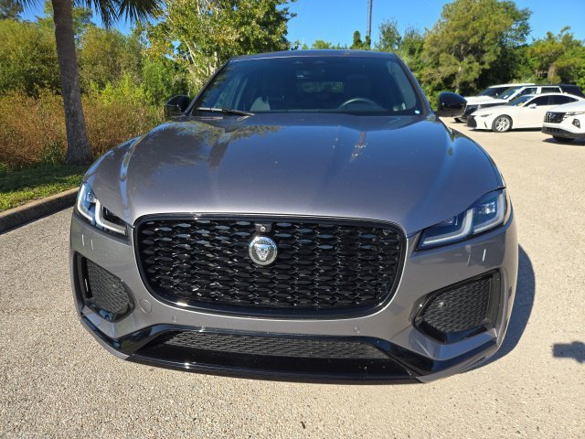 Used 2026 Eiger Gray Metallic Jaguar R-Dynamic S image 7