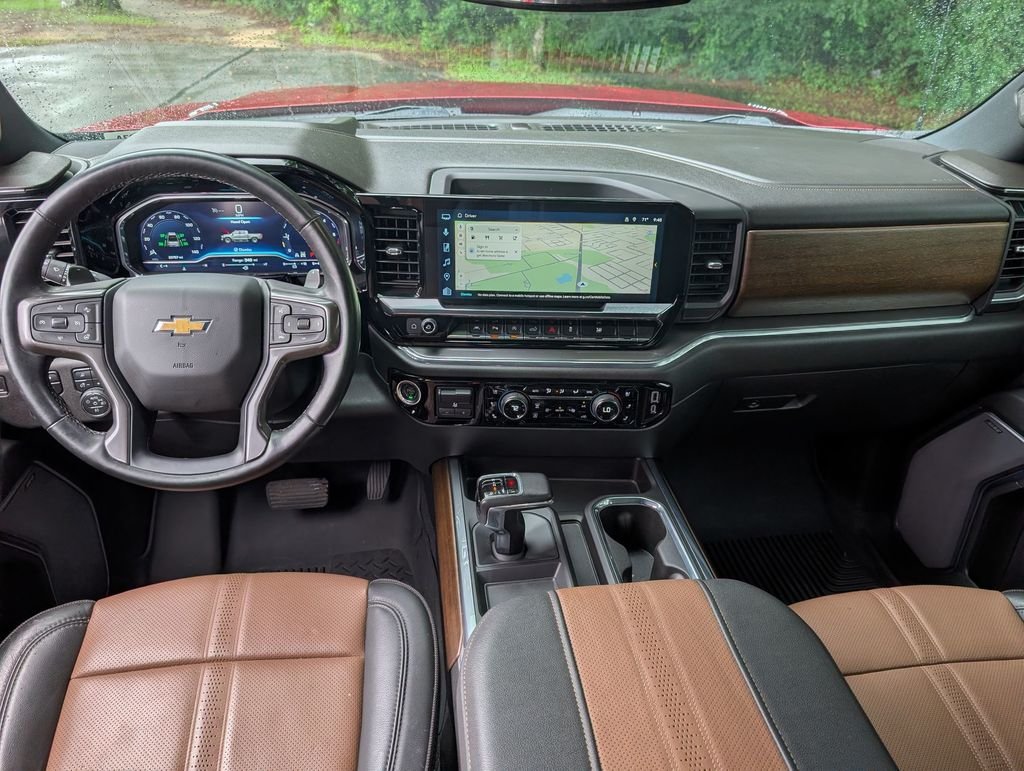 Used 2023 Red Chevrolet High Country image 29