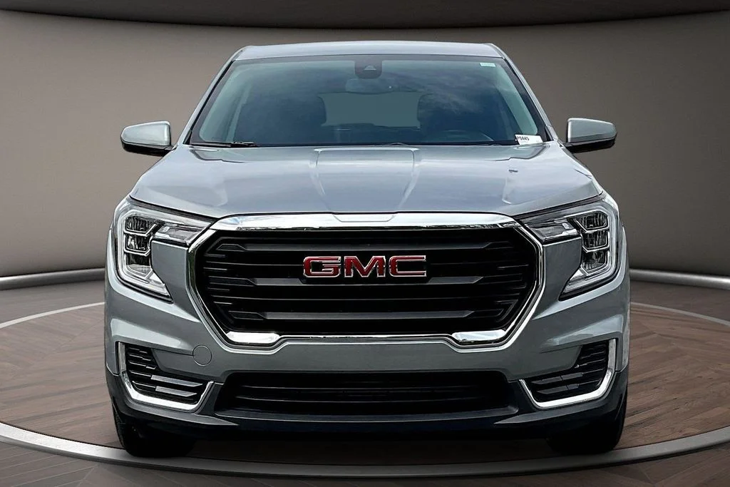 Used 2024 Silver GMC SLE image 1