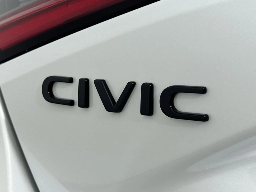 2026 Honda Civic Hatchback Sport Touring - Photo 19