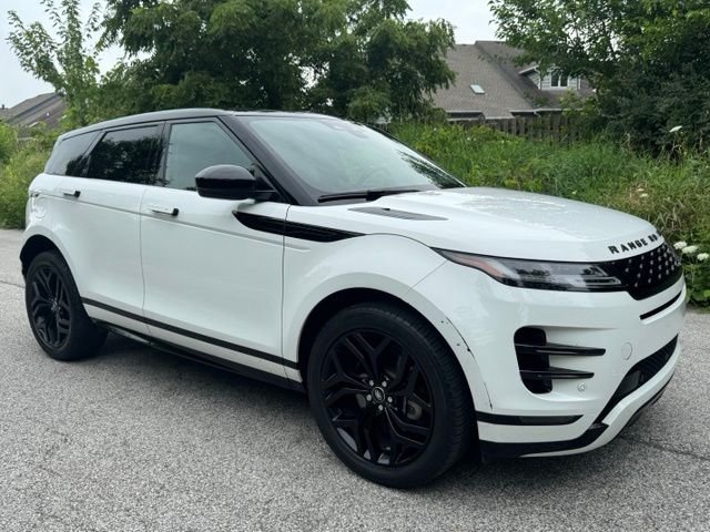 Used 2022 Fuji White Land Rover Dynamic image 4