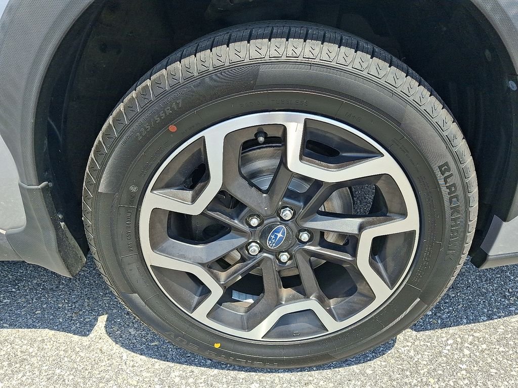 Used 2016 Silver Subaru 2.0i Premium image 9