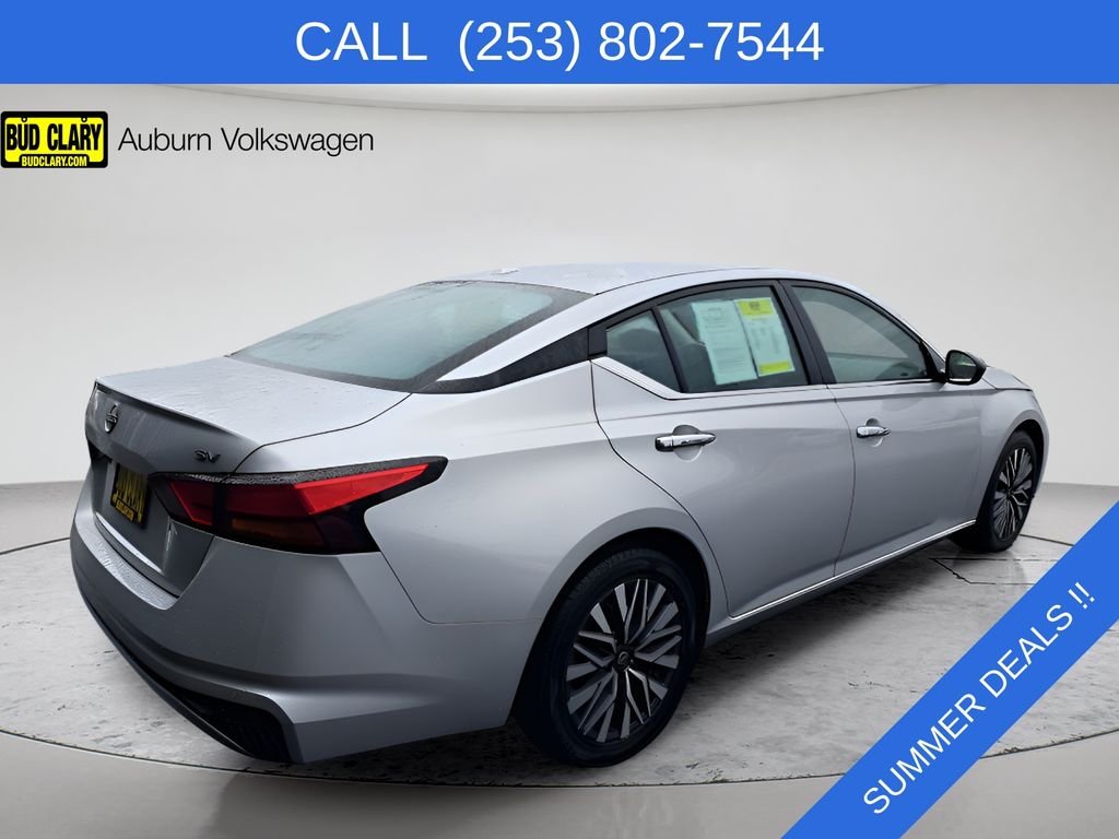 Used 2024 Silver Nissan 2.5 SV image 7