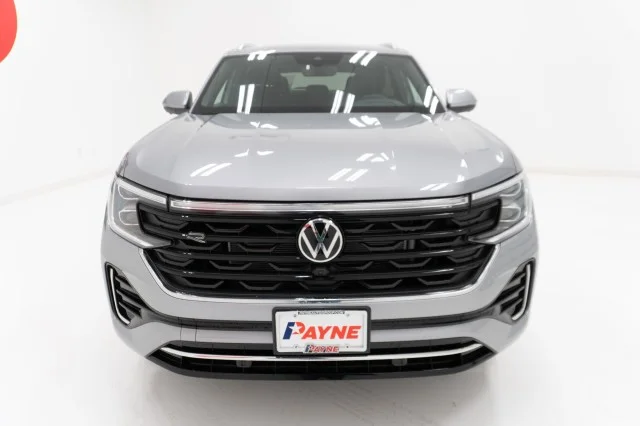 New 2026 Silver Mist Metallic Volkswagen 2.0T SEL Premium R-Line image 2