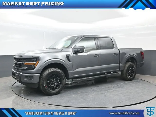 New 2026 Carbonized Gray Metallic Ford XLT image 1