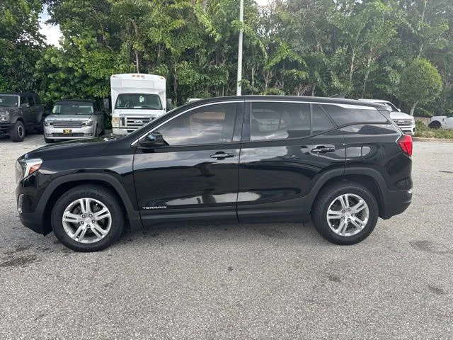 Certified Used 2019 Black GMC SLE image 4