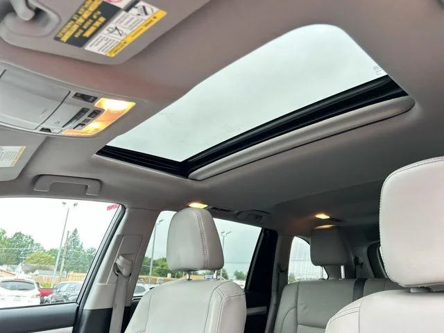 Used 2017 Shoreline Mist Toyota XLE image 39