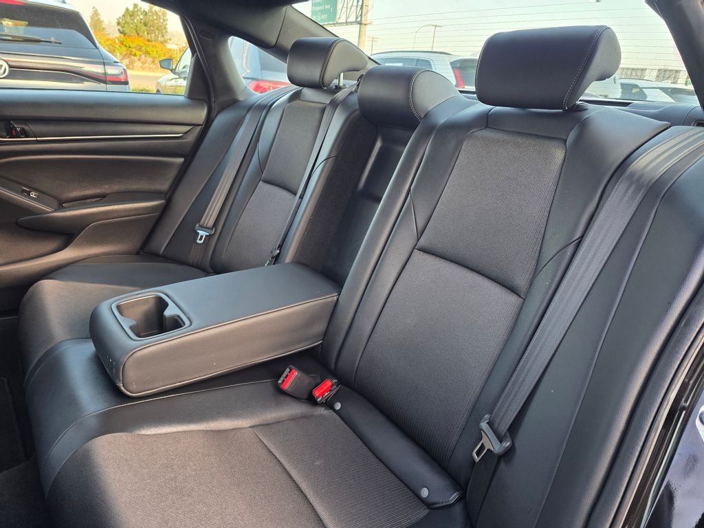2021 Honda Accord Sport - Photo 18