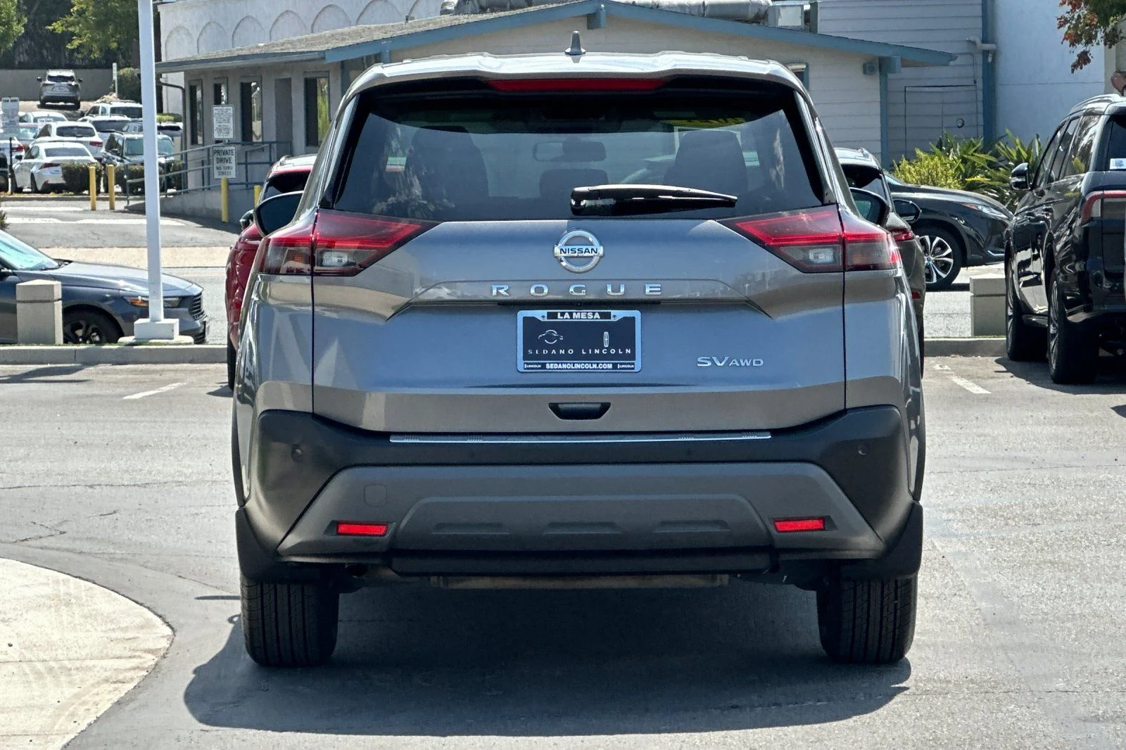 Used 2021 Gray Nissan SV image 4