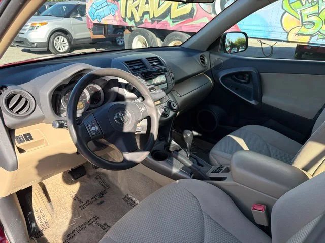 Used 2011 Red Toyota Base image 10