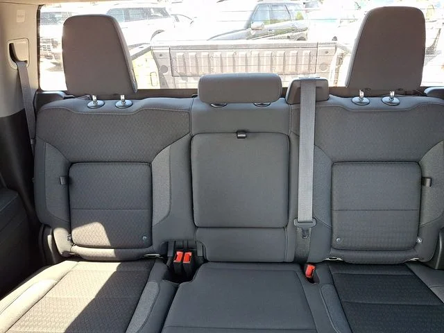 Used 2022 Beige GMC Elevation image 19