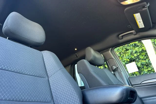 Used 2021 Silver Jeep Laredo E image 21